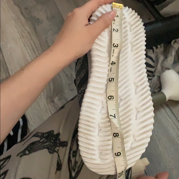 Adidas shoes - Picture 4 of 4